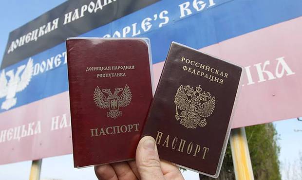 Власти Украины оценили число жителей Донбасса, получивших российские паспорта, в 400 тысяч человек