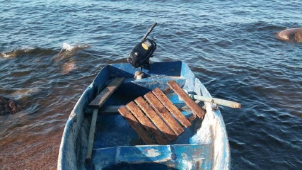 Турист погиб в результате опрокидывания лодки в Астраханской области