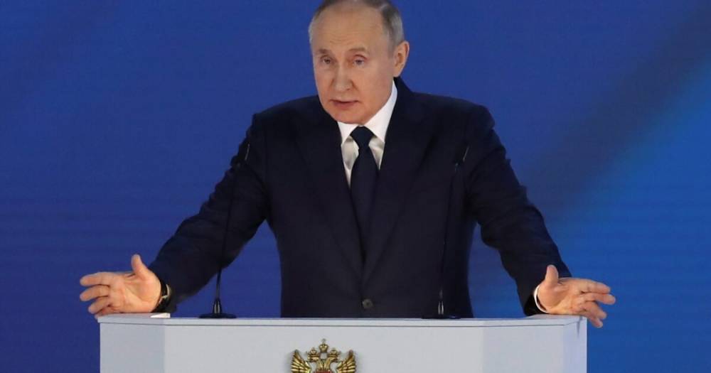В любой точке Москвы: Путин назвал условие встречи с Зеленским