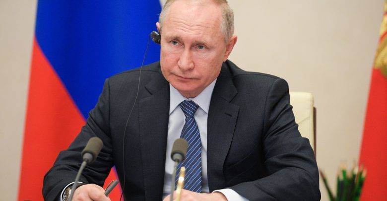 "Остановил силой мысли": США высмеяли за "сумасшествие" на саммите по климату с участием Путина и Макрона