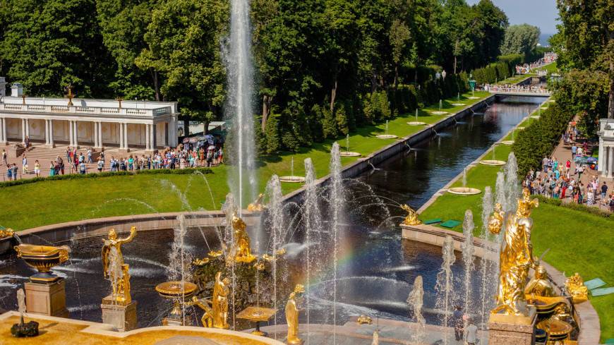 В Петергофе открывается летний сезон фонтанов