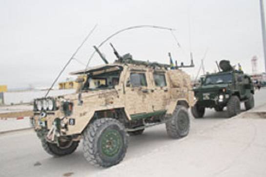Кабул намерен попросить США оставить военную технику при выводе войск