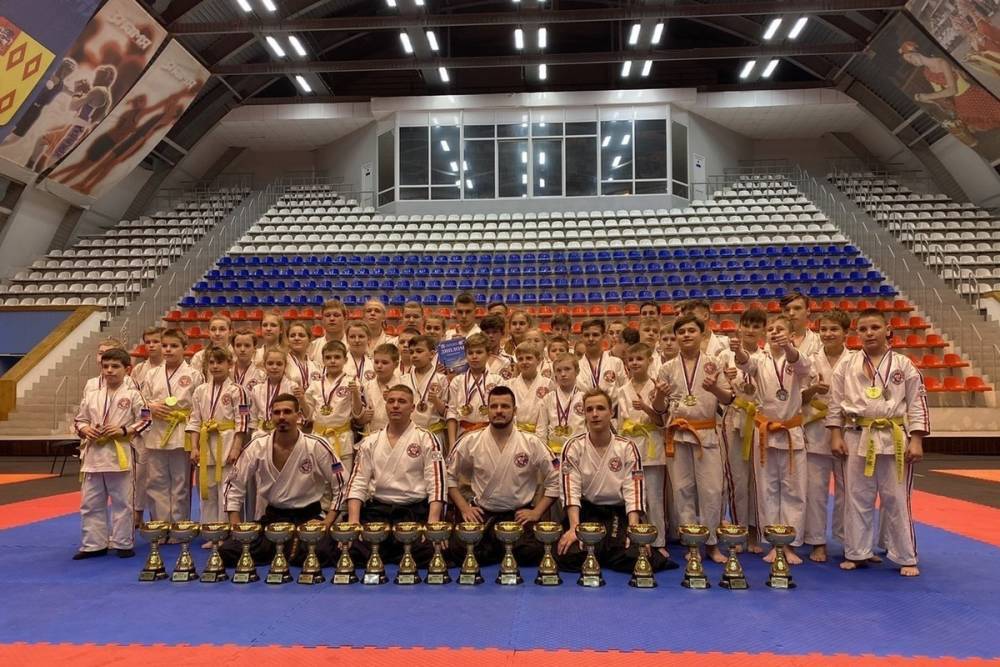 Полсотни наград завоевала сборная ДНР по каратэ в 1-й день Чемпионата России