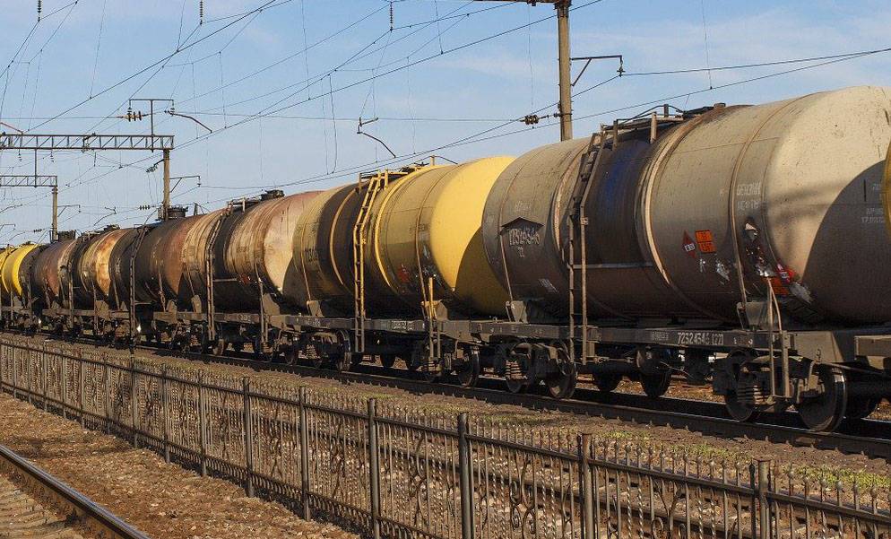 Эксперт: Россия в марте экспортировала в Беларусь 7,6 тыс. тонн бензина