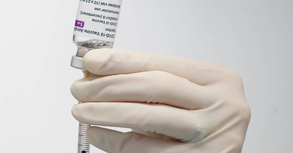 Вакцины Pfizer и Moderna эффективны против новых мутаций коронавируса – ученые