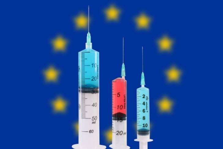 Евросоюз подал иск против AstraZeneca из-за задержек поставки вакцины