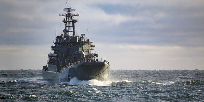 Корабли Северного флота РФ Александр Отраковский и Кондопога останутся в Черном море после учений в Крыму - ТЕЛЕГРАФ