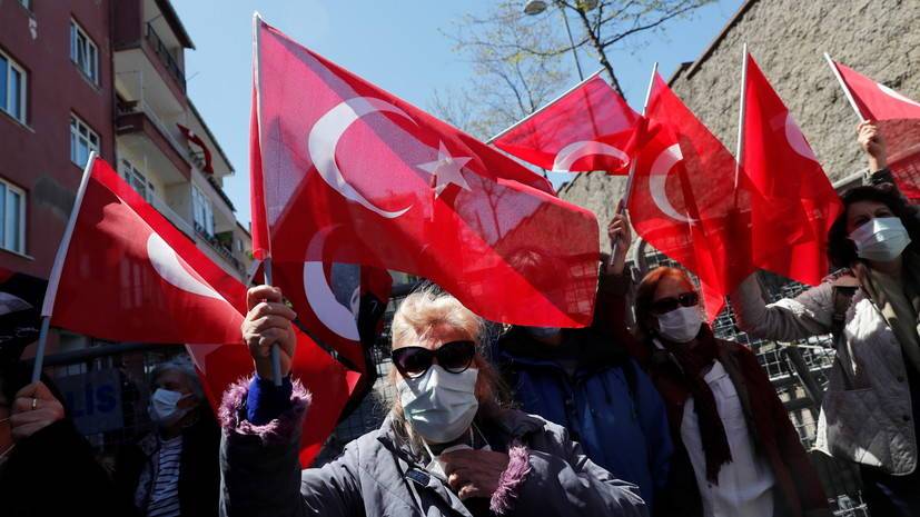 Турецкая партия призвала признать Крым российским