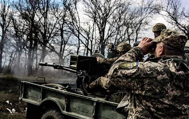 Сутки на Донбассе: девять обстрелов, ранен боец