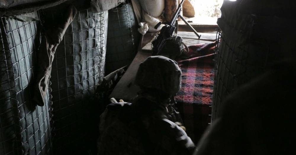 В течение суток боевики девять раз нарушили режим прекращения огня: есть раненый