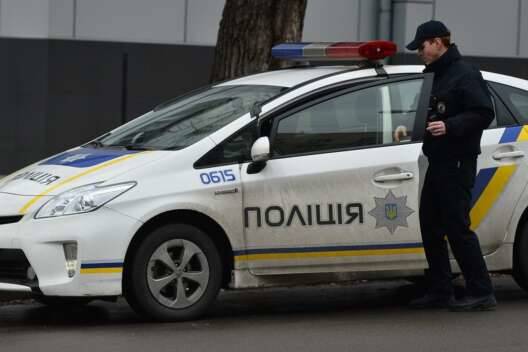 Подростка из Киева подозревают в убийстве своих родителей и младшего брата