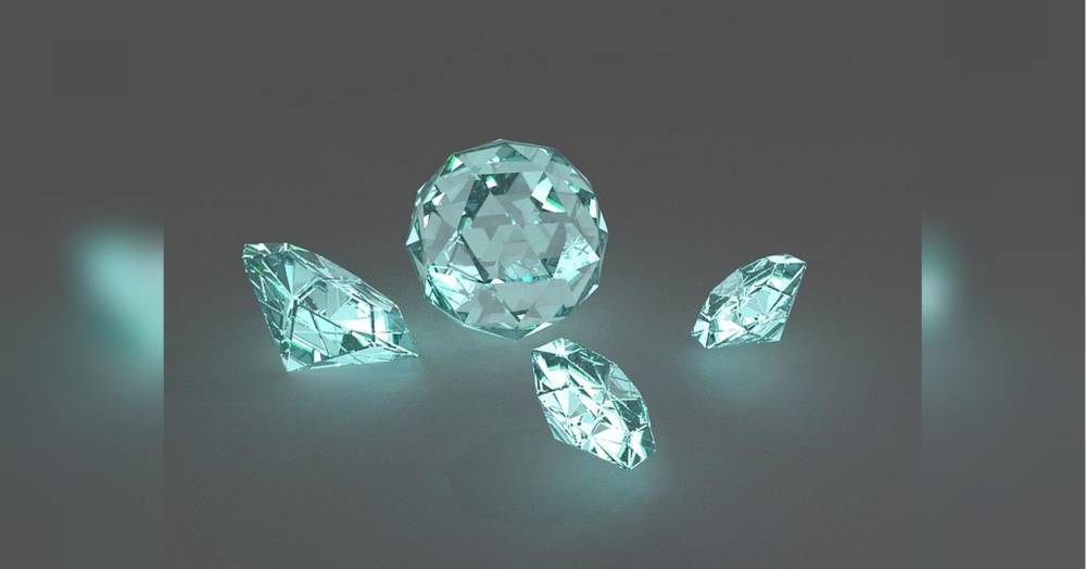 У поїзді знайшли сумку з діамантами на 100 тисяч доларів