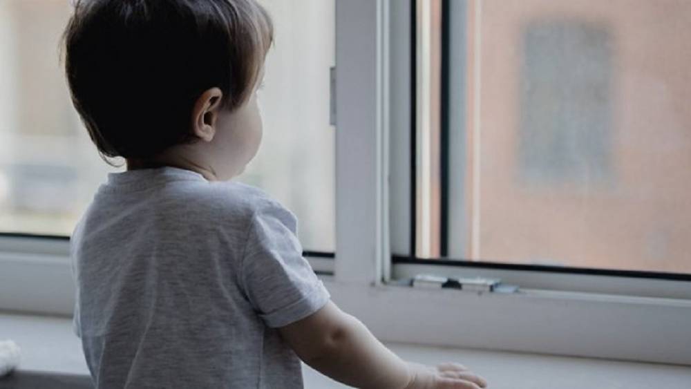 В детском саду Запорожья 4-летний ребенок выпал из окна и травмировался