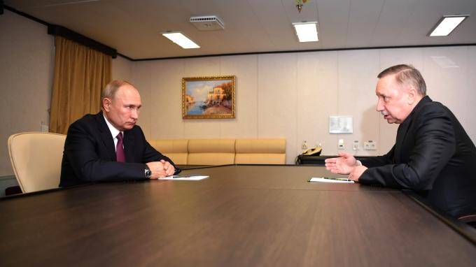 Путин обсудит развитие Петербурга на встрече с Бегловым 27 апреля