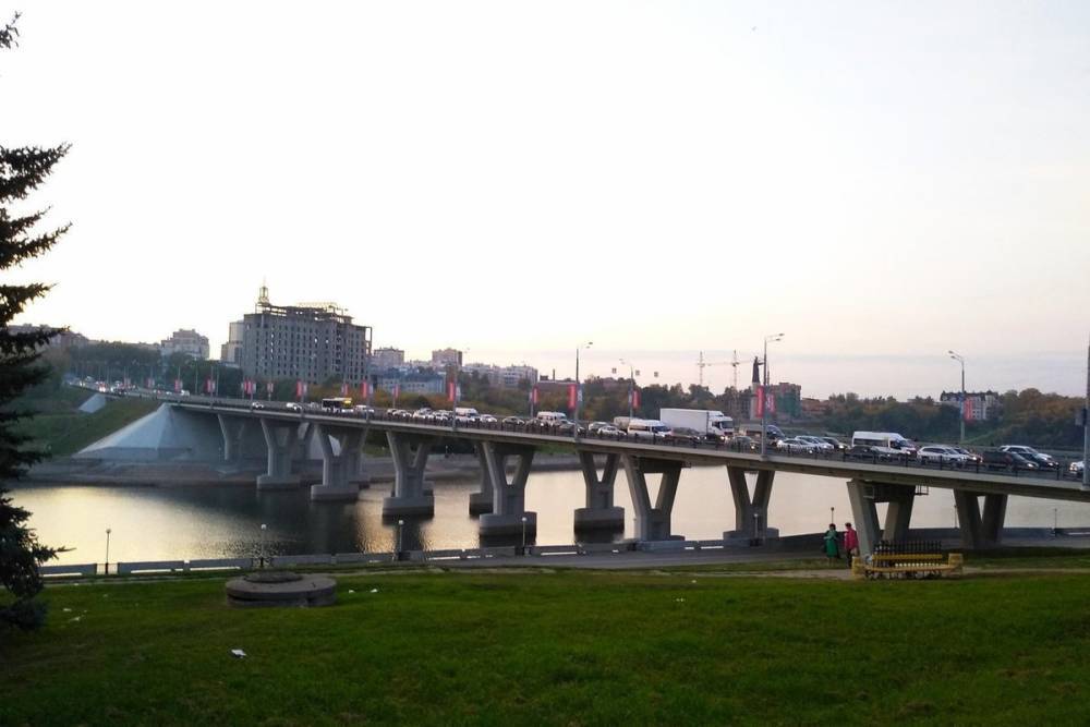 В Чебоксарах на трех мостах оставили ограничение скорости в 40 км/ч