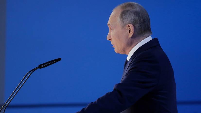 Путин попросил депутатов не давать россиянам невыполнимых обещаний
