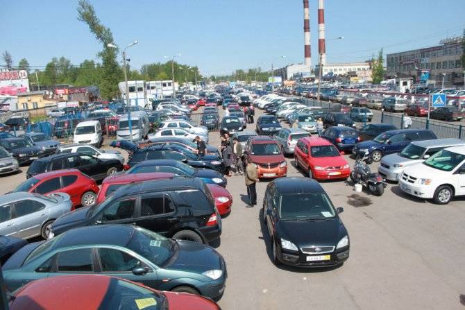 Автомобильная «вторичка» России: рост продаж продолжается