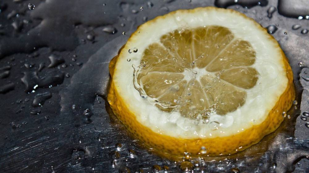 Запахи лимона и эвкалипта помогут вернуть обоняние переболевшим COVID-19