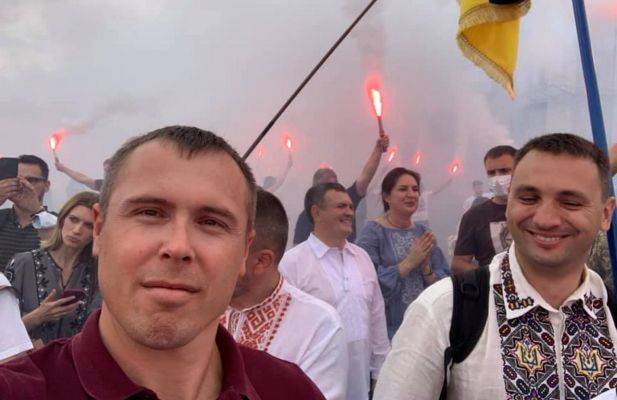 «Ну, сумасшедший — что возьмёшь!»: украинские политики пробивают дно