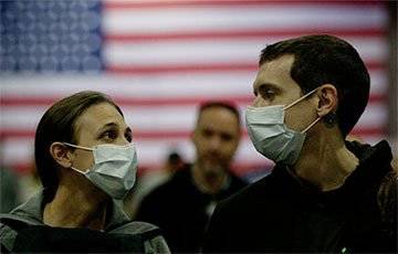 В США разрешили вакцинированным от COVID-19 не носить маски на открытом воздухе