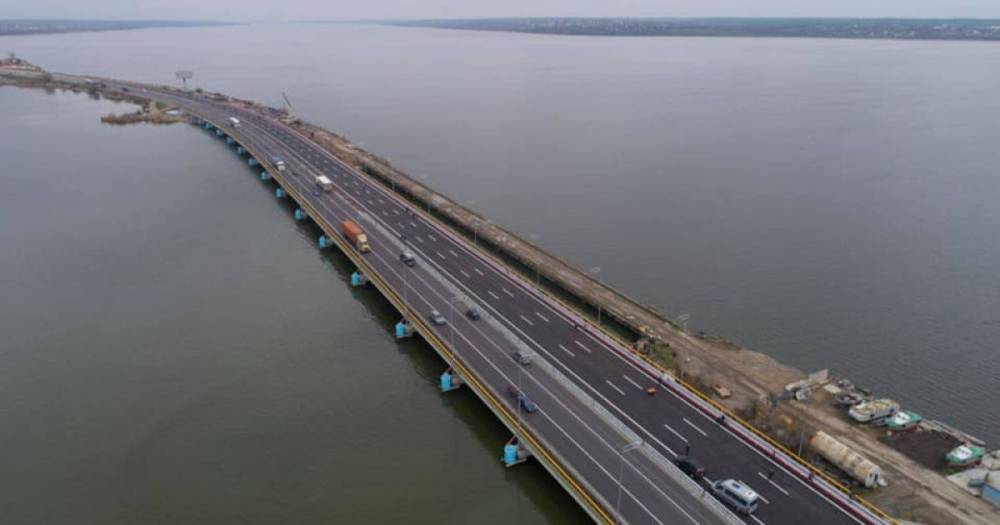 "Большая стройка" Зеленского: в Одесской области открыли Хаджибейский мост