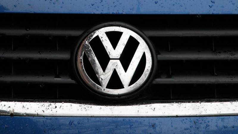 Стартовая цена нового Volkswagen Golf в России составила 2,5 млн рублей