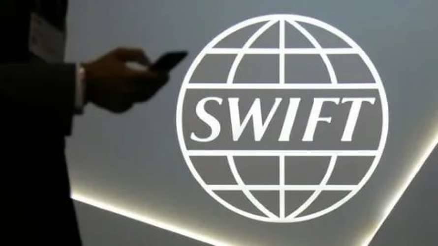 Боррель признал сложность отключения России от SWIFT