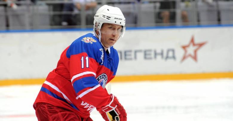 Путин поздравил хоккеистов "Авангарда" со вчерашним триумфом