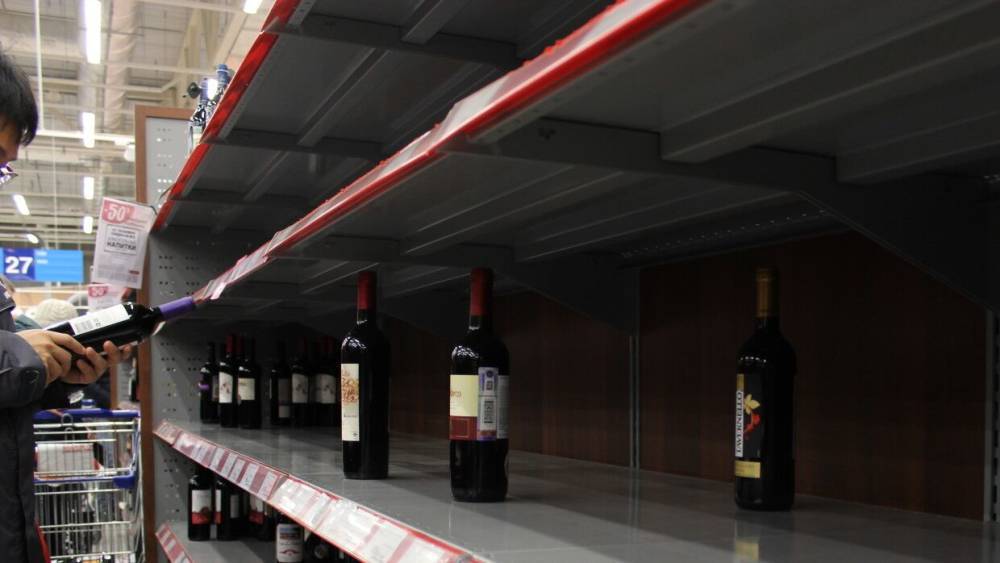 Россиянам рассказали, как пандемия повлияла на теневой рынок алкоголя