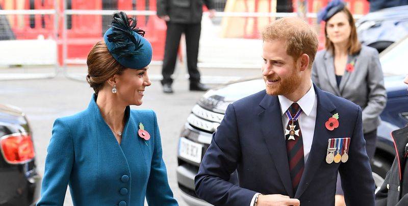 Принц Гарри бескорыстно отдал обручальное кольцо леди Ди Кейт Миддлтон на ее свадьбу - ТЕЛЕГРАФ