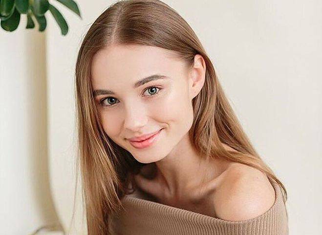 Звезда сериала «Школа» переехала в Россию и заявила, что «лучше сдохнуть тут, чем в Украине»