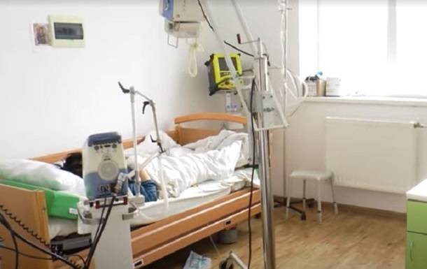 В COVID-больницах Украины заканчиваются места