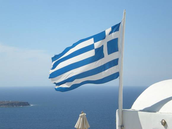 Греция продлила разрешение на въезд туристов из России