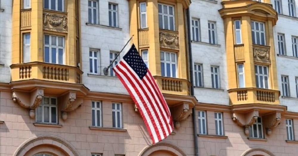 CША сократят 75% работников "недружественного" посольства посольства в России
