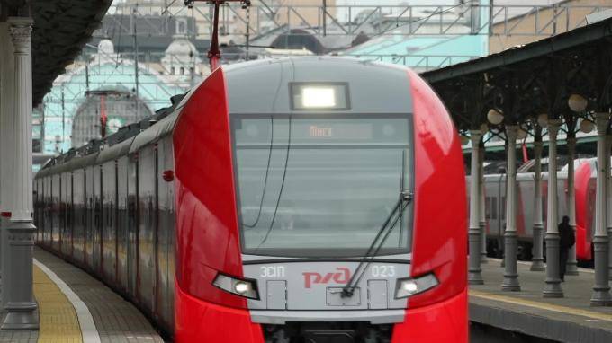 Первый поезд "Ласточка" отправился в Минск из Москвы