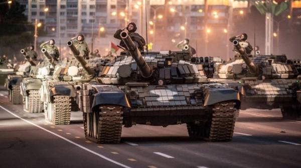 Украина приготовилась отражать танковое вторжение из Белоруссии
