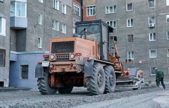 Илья Середюк рассказал, что в Кемерове начали ремонтировать дворы