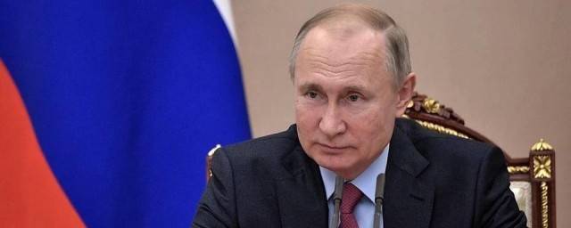 Владимир Путин подписал закон об упоминании СМИ-иноагентов