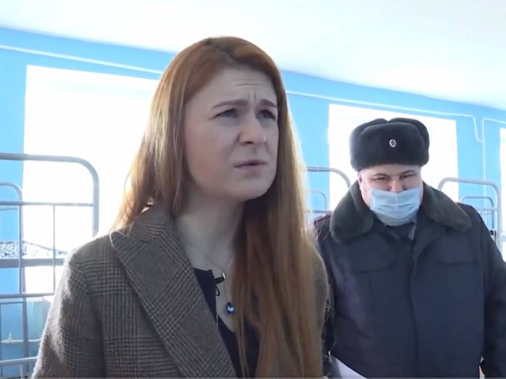 "Как ей самой с собой живется – загадка". Бутина посетила Навального и назвала колонию "практически образцовой"