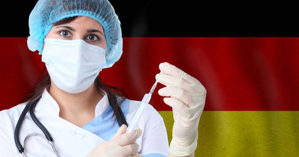 В Германии вакцинированным от COVID пообещали привилегии