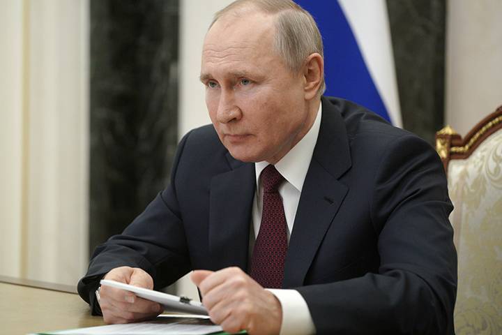 Путин проведет совещание по итогам послания 2020 года на следующей неделе
