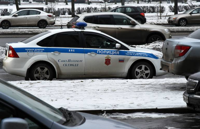 Полиция проверяет ДТП со сбитой на Большевиков школьницей