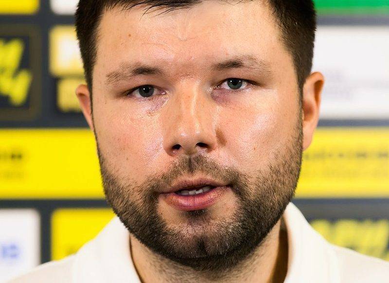 После разгромного поражения от «Ахмата» тренер ФК «Краснодар» Мурад Мусаев ушел в отставку