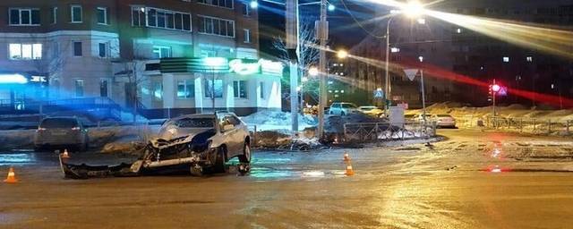 Смертельное ДТП с участием автомобиля Lexus произошло ночью в Новосибирске