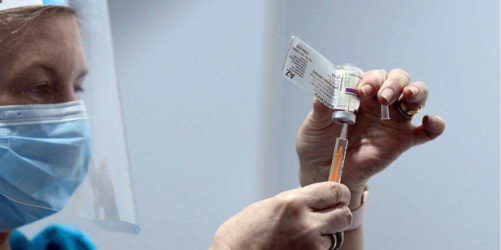 Словения ограничила применение вакцины от коронавируса AstraZeneca