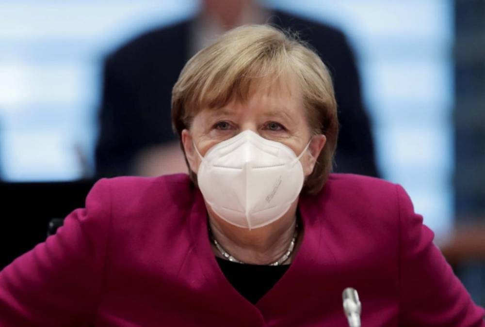 Мать Тереза: Меркель отдала немецкую вакцину другим странам