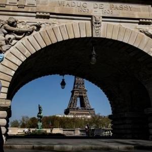 Французских министров подозревают в участии в подпольных вечеринках