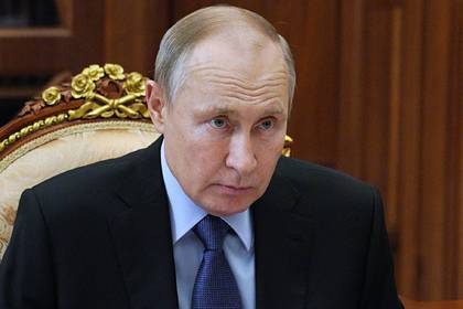 Путин ужесточил наказание за реабилитацию нацизма и оскорбление ветеранов