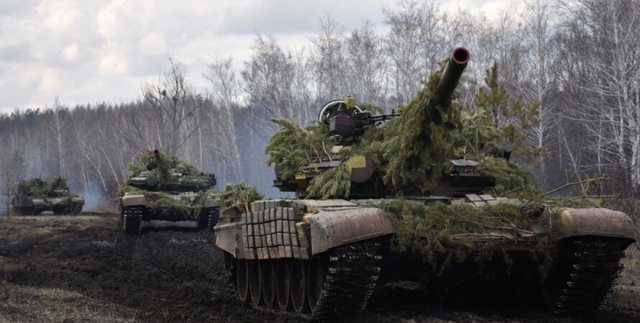 На Луганщине в районе зоны ООС прошли учения танковых резервов