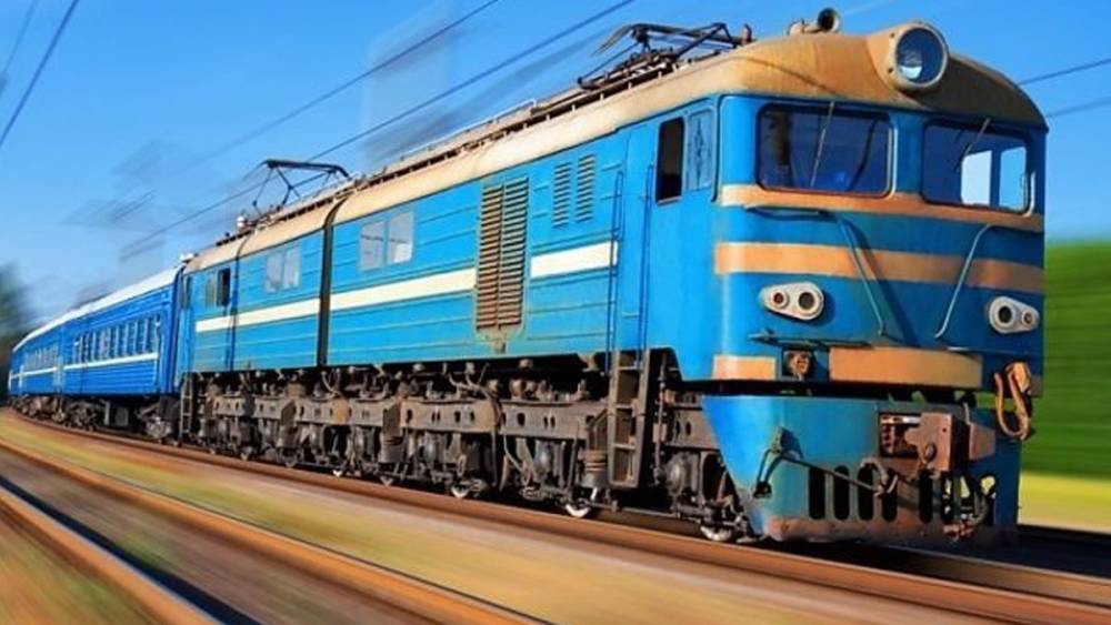 Стреляли из табельного оружия: с поезда Константиновка – Киев сняли двух военных